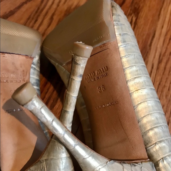 Miu Miu genuine snakeskin cris-cross pumps - Picture 4 of 4
